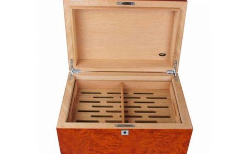 Humidor 80 szivar részére, cedrusfa, barna színű szivar doboz, párásítóval, hygrometerrel - lekerekített tetővel