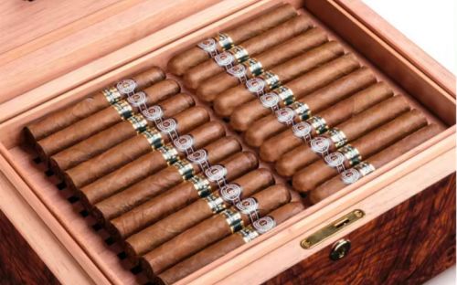 Luxus Humidor 60-80 szál szivar részére, Habana spanyol cédrusfa szivar doboz, párásítóval, hygrométerrel